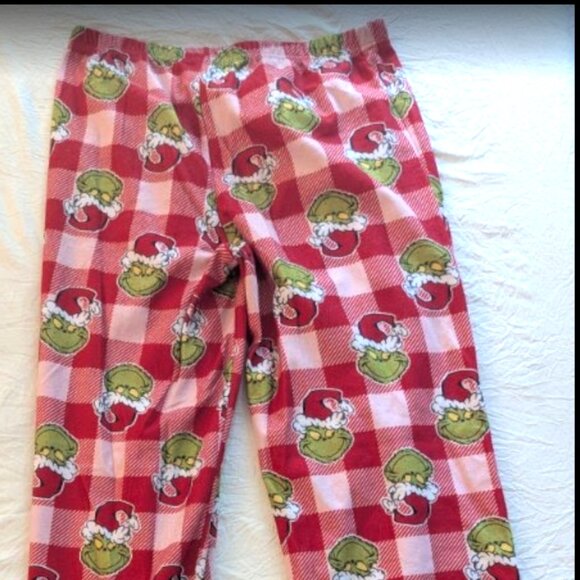 Pajama set and slippers - Picture 4 of 4